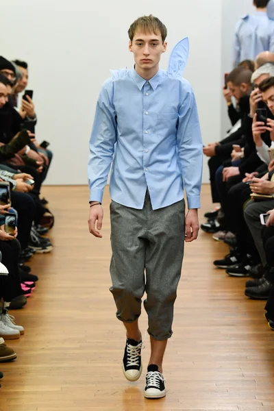 Look 8